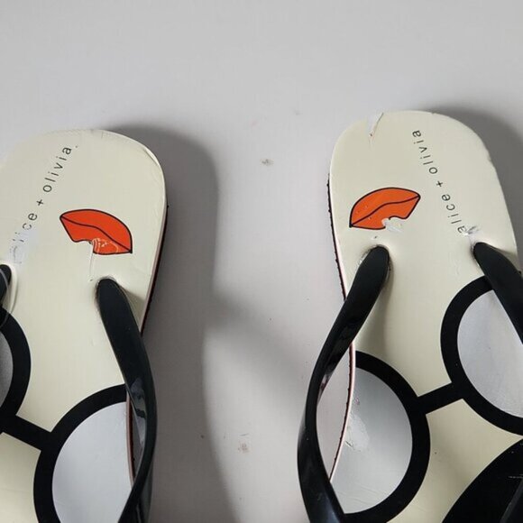 ALICE + OLIVIA | Stacey Face Flip Flops  black Red Size 37 - Picture 4 of 6